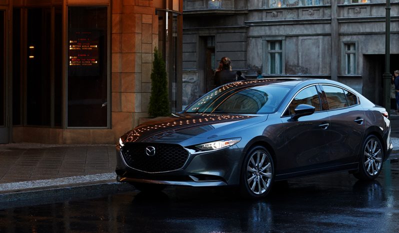 Mazda3: Sport 1.5 L lleno