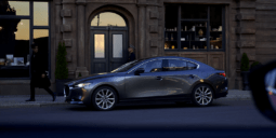 Mazda3: Sport 1.5 L lleno