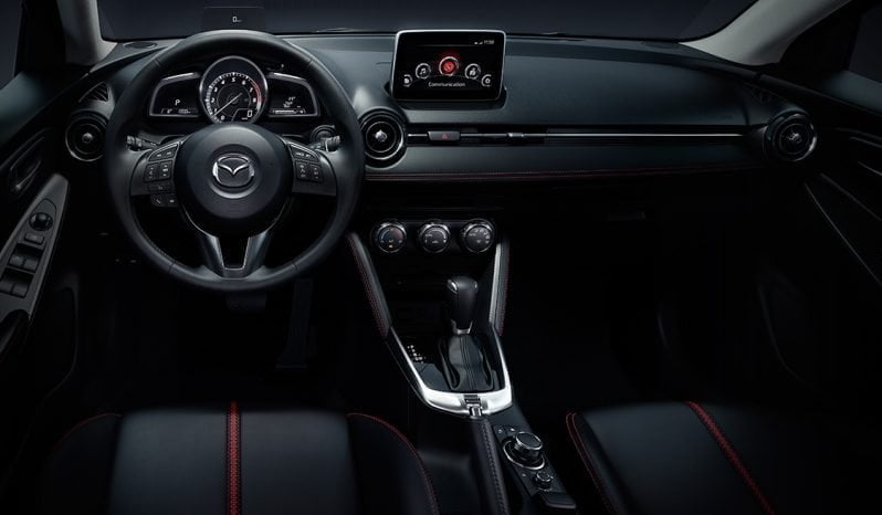 Mazda 2 Full lleno