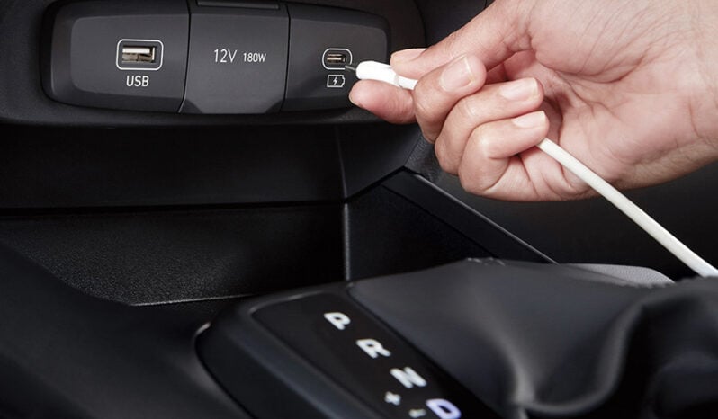 Hyundai Grand i10 Hatchback: GL Manual lleno