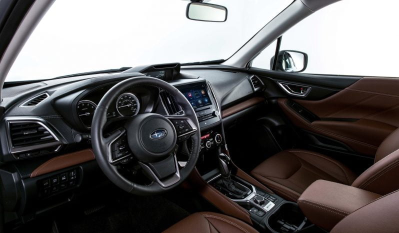 Subaru Forester: Action lleno