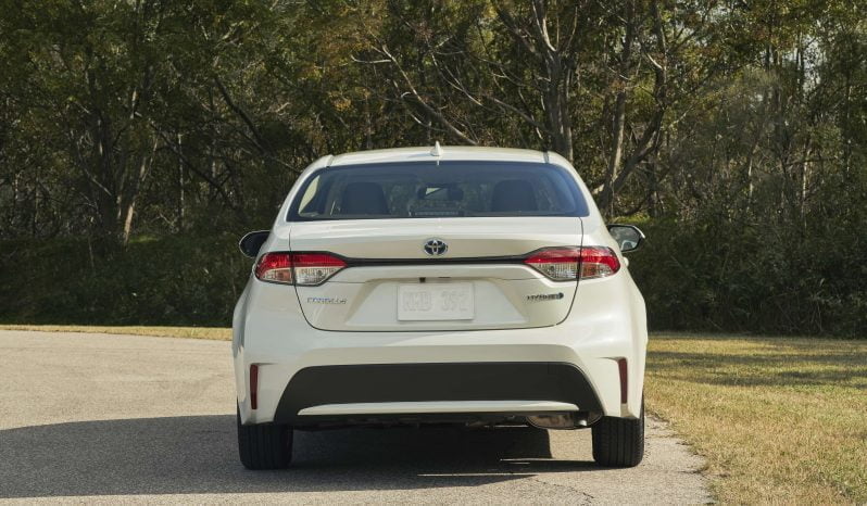 Toyota Corolla Híbrido lleno