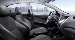 Hyundai Eon lleno