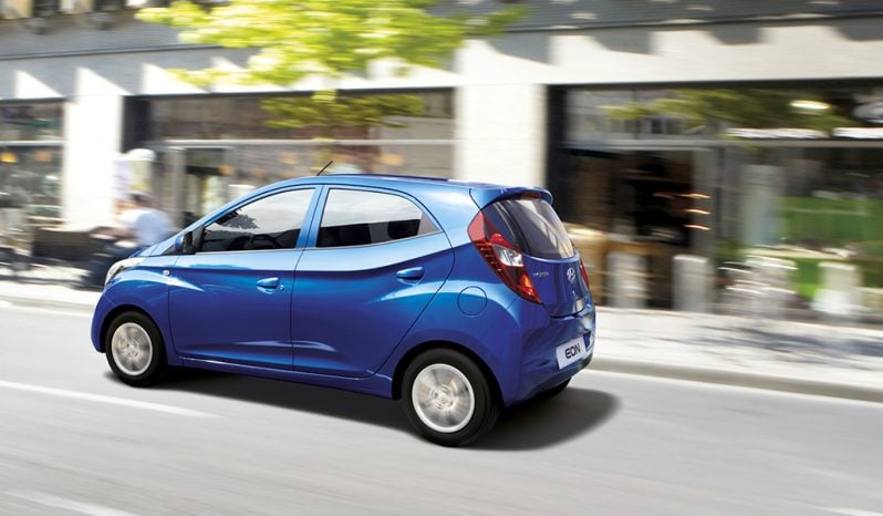 Hyundai Eon lleno
