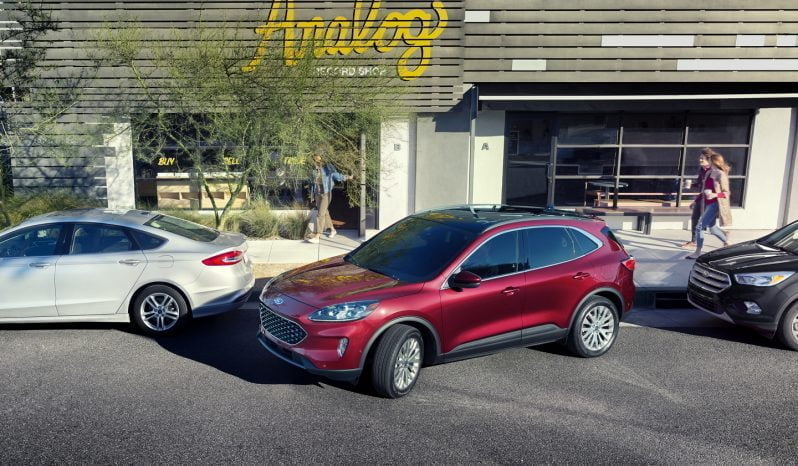 Ford Escape: SE Sport lleno