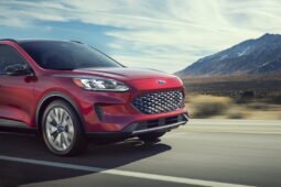 Ford Escape: SE Sport lleno