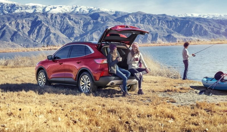 Ford Escape: SE Sport lleno