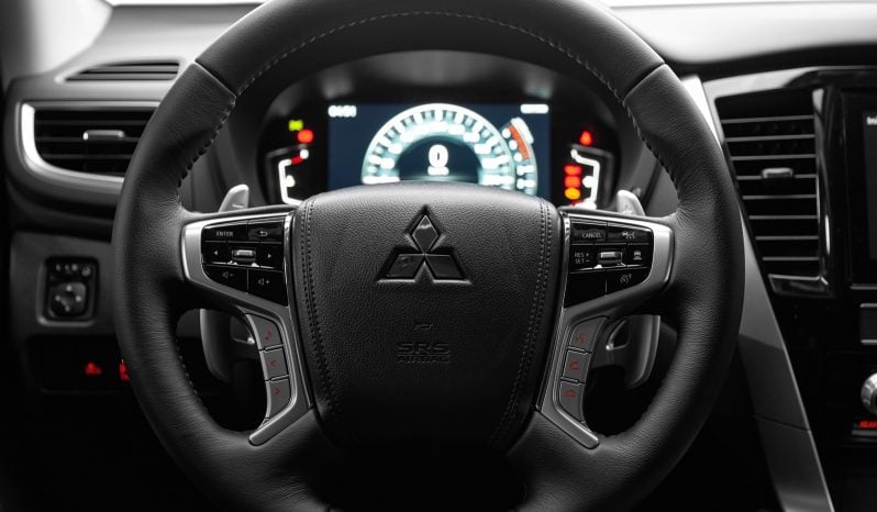 Mitsubishi Montero Sport Premium lleno