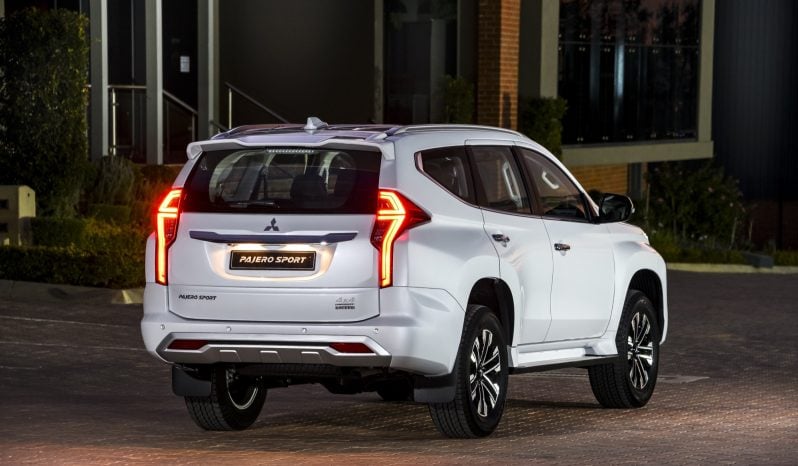 Mitsubishi Montero Sport Premium lleno