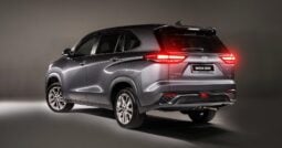Toyota Innova lleno