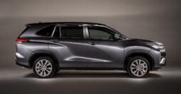Toyota Innova lleno