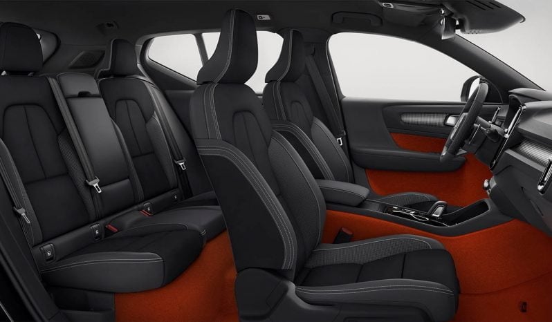 VOLVO XC40 T5 R-Design lleno