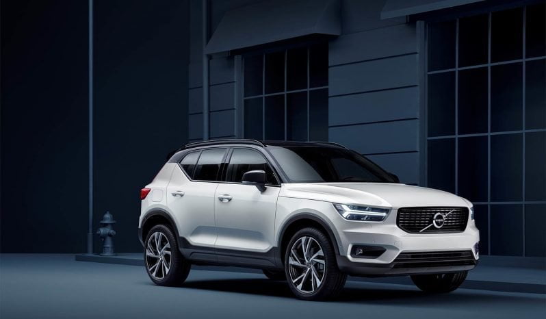 VOLVO XC40 T5 R-Design lleno