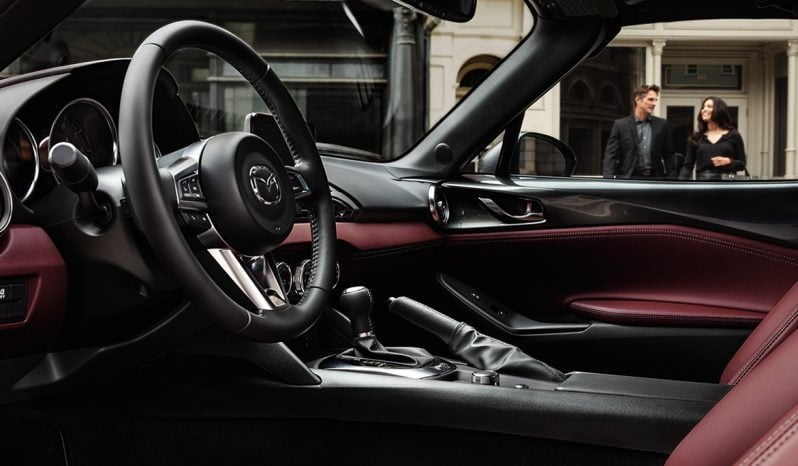 Mazda MX-5 RF lleno