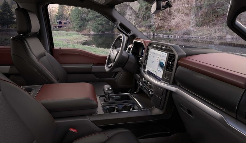 Ford F-150 Platinum lleno