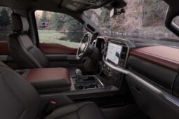 Ford F-150 Platinum lleno