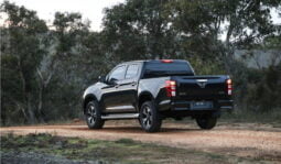 Mazda BT-50 Limited lleno