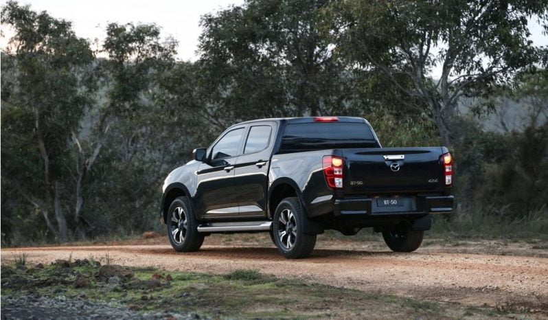 Mazda BT-50 Limited lleno