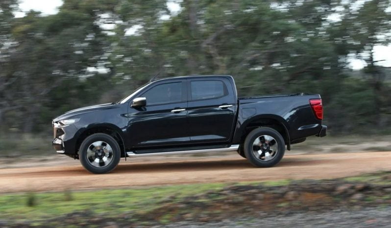 Mazda BT-50 Limited lleno