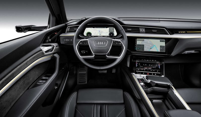 Audi e-tron lleno
