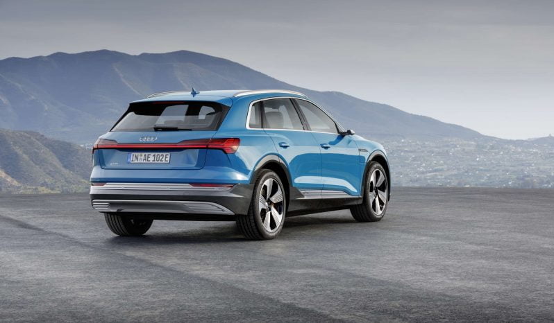 Audi e-tron lleno