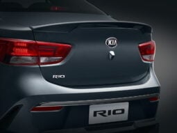 Kia Rio: Full MT lleno