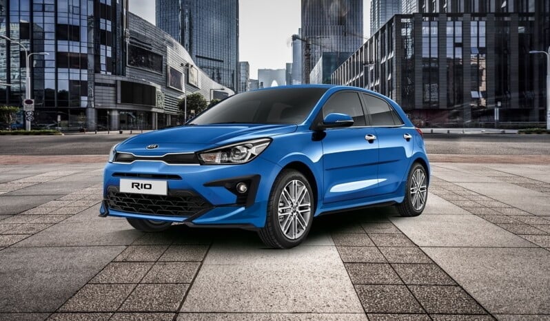 Kia Rio Hatchback: Limited AT lleno