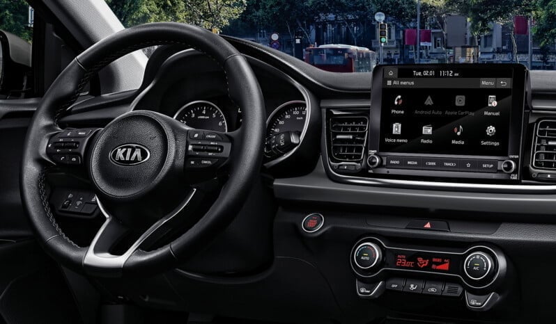 Kia Rio Hatchback: Limited AT lleno