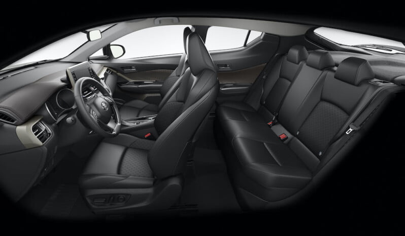 Toyota C-HR Hybrid lleno