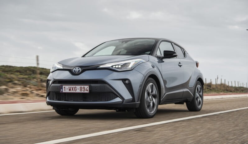 Toyota C-HR Hybrid lleno