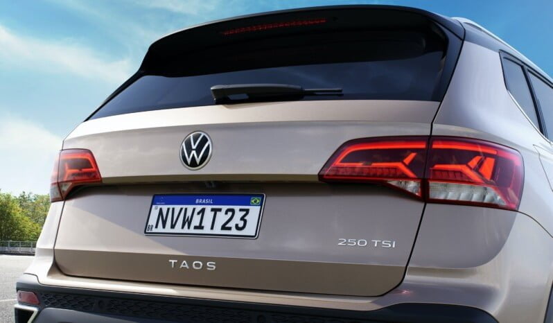 Volkswagen Taos: Highline lleno