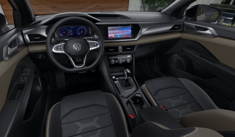 Volkswagen Taos: Highline lleno