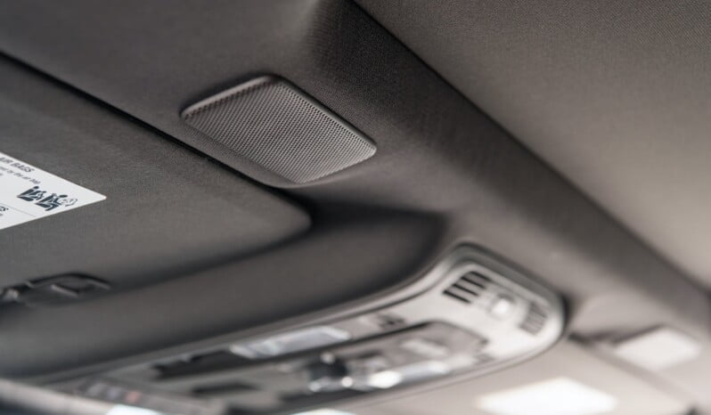 Cadillac Escalade Premium lleno