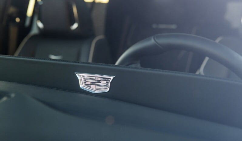 Cadillac Escalade Premium lleno