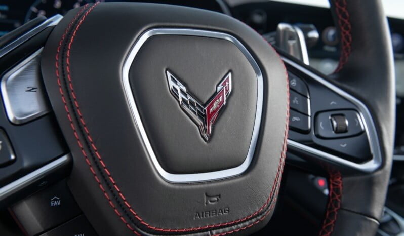 Chevrolet Corvette Convertible Z51 lleno