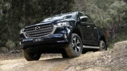 Mazda BT-50 Limited lleno