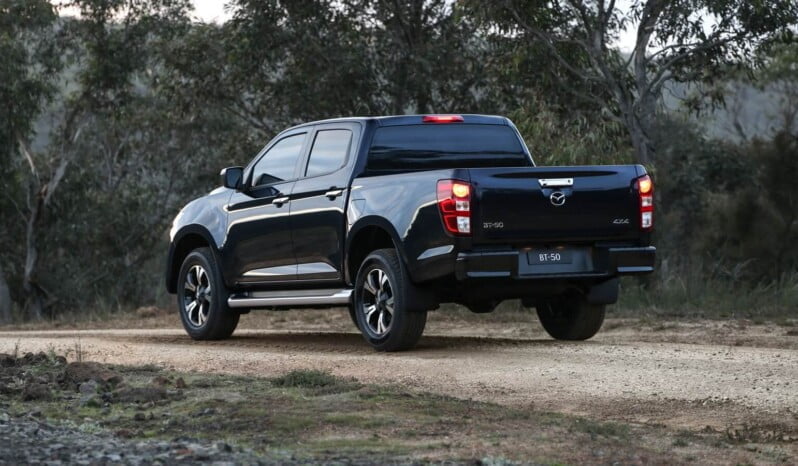 Mazda BT-50 Limited lleno