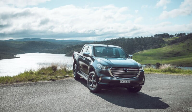 Mazda BT-50 Limited lleno