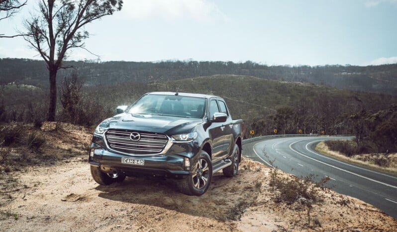 Mazda BT-50 Limited lleno