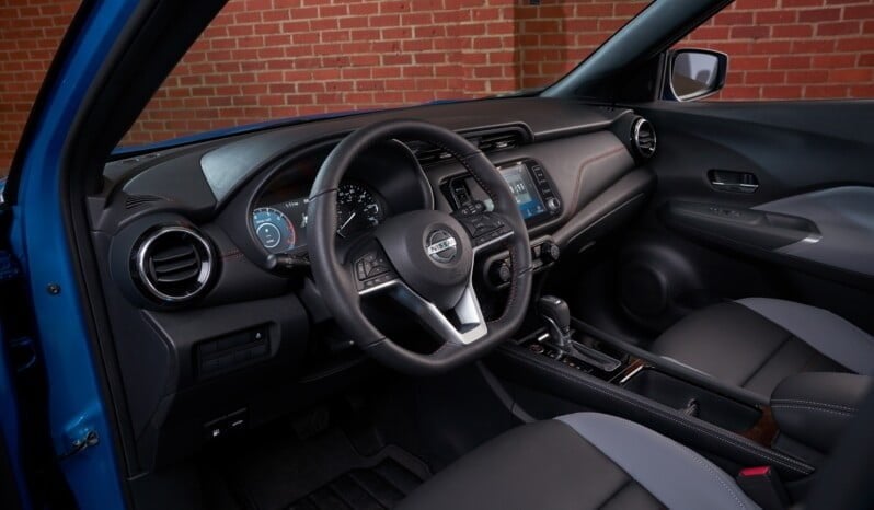 Nissan Kicks Play: Advance lleno