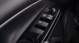 Toyota Yaris Hatchback Manual lleno