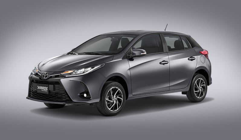 Toyota Yaris Hatchback Manual lleno