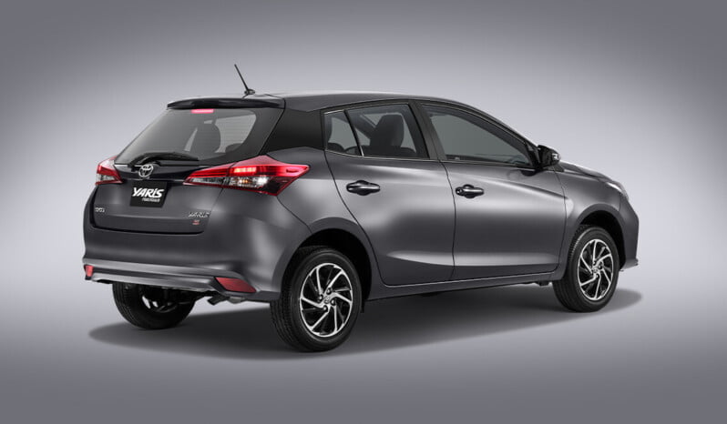 Toyota Yaris Hatchback Manual lleno