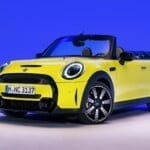 MINI Cooper 2022: Puesta al día estética y con mejoras de equipamiento