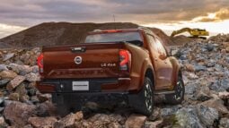 Nissan Frontier: Base AT lleno
