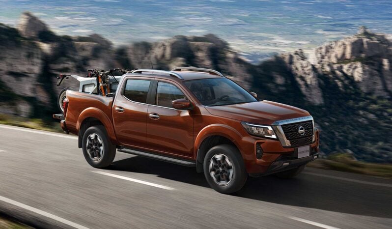 Nissan Frontier: Base AT lleno