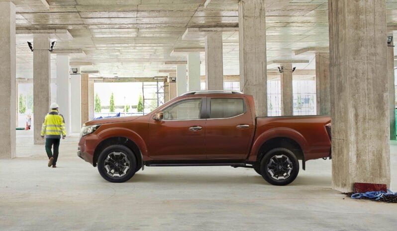 Nissan Frontier: Base AT lleno