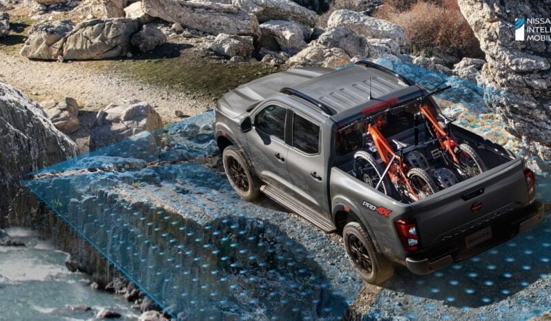 Nissan Frontier: PRO-4X AT lleno