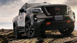 Nissan Frontier: PRO-4X AT lleno