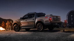 Nissan Frontier: PRO-4X AT lleno